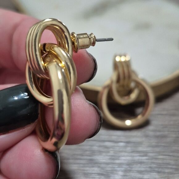 💲6️⃣ Bundled ✔️Gold-Tone Teardrop Shape Chainlink Hoop Wrap Earrings - Picture 3 of 10